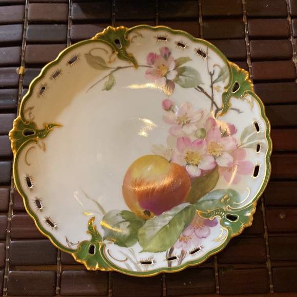 Antique Nymphenburg Reticulated Fruit Dessert Plate Porcelain Apple & Flowers - Picture 2 of 4